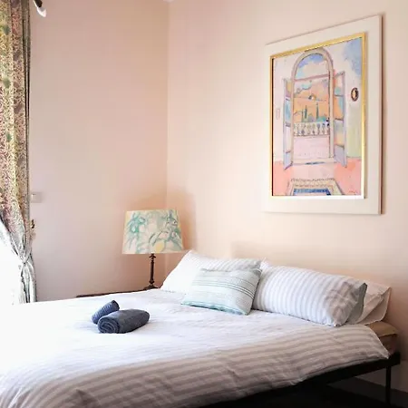 D'artisti Lägenhet *